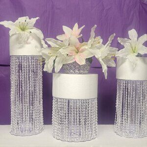 Set of 3 Round Deluxe Teardrop Acrylic Crystal Cake Stand with LED Light